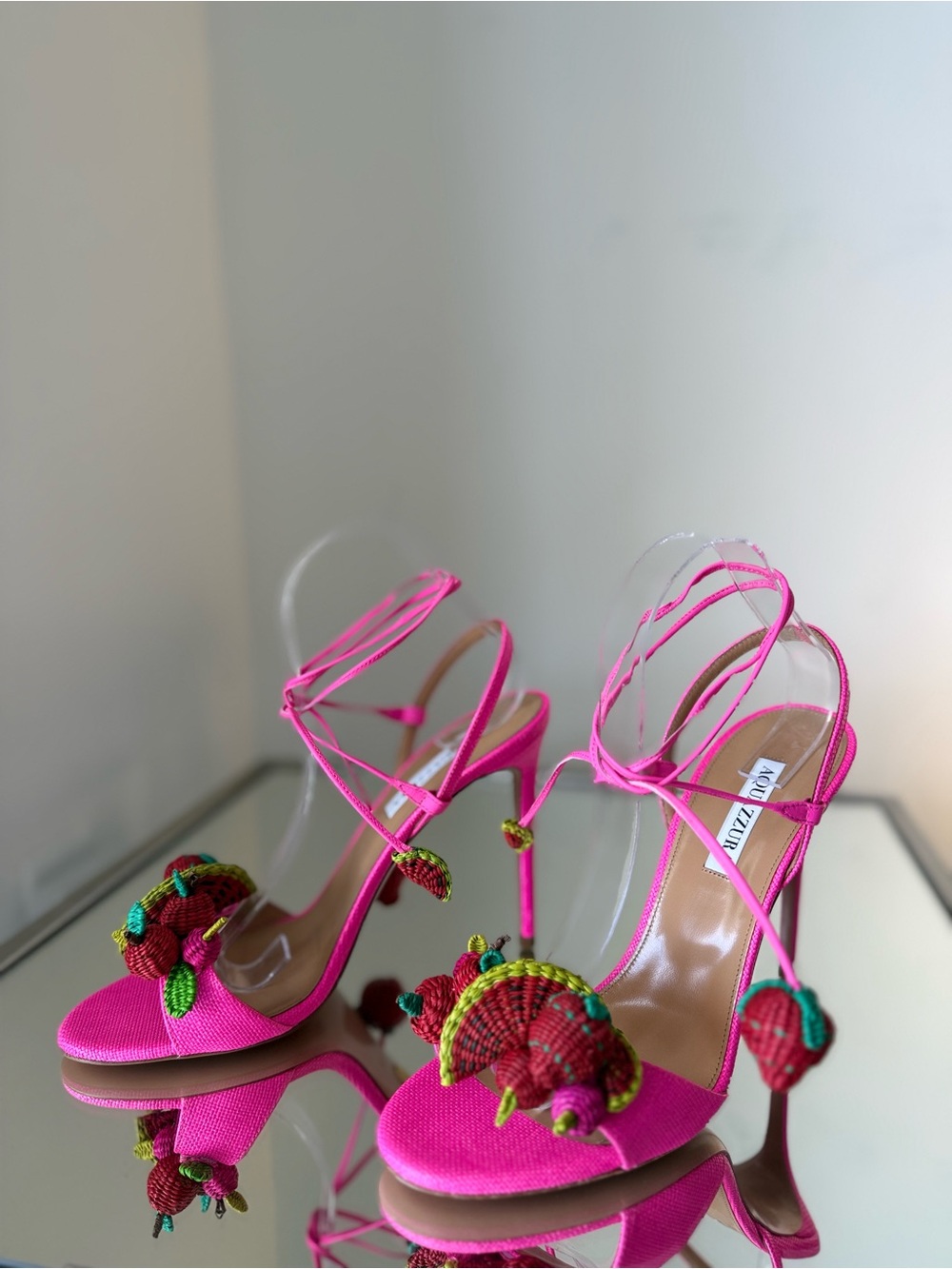 New AQUAZZURA Strawberry Punch embellished raffia sandals 41 $1,150 - Picture 6 of 12
